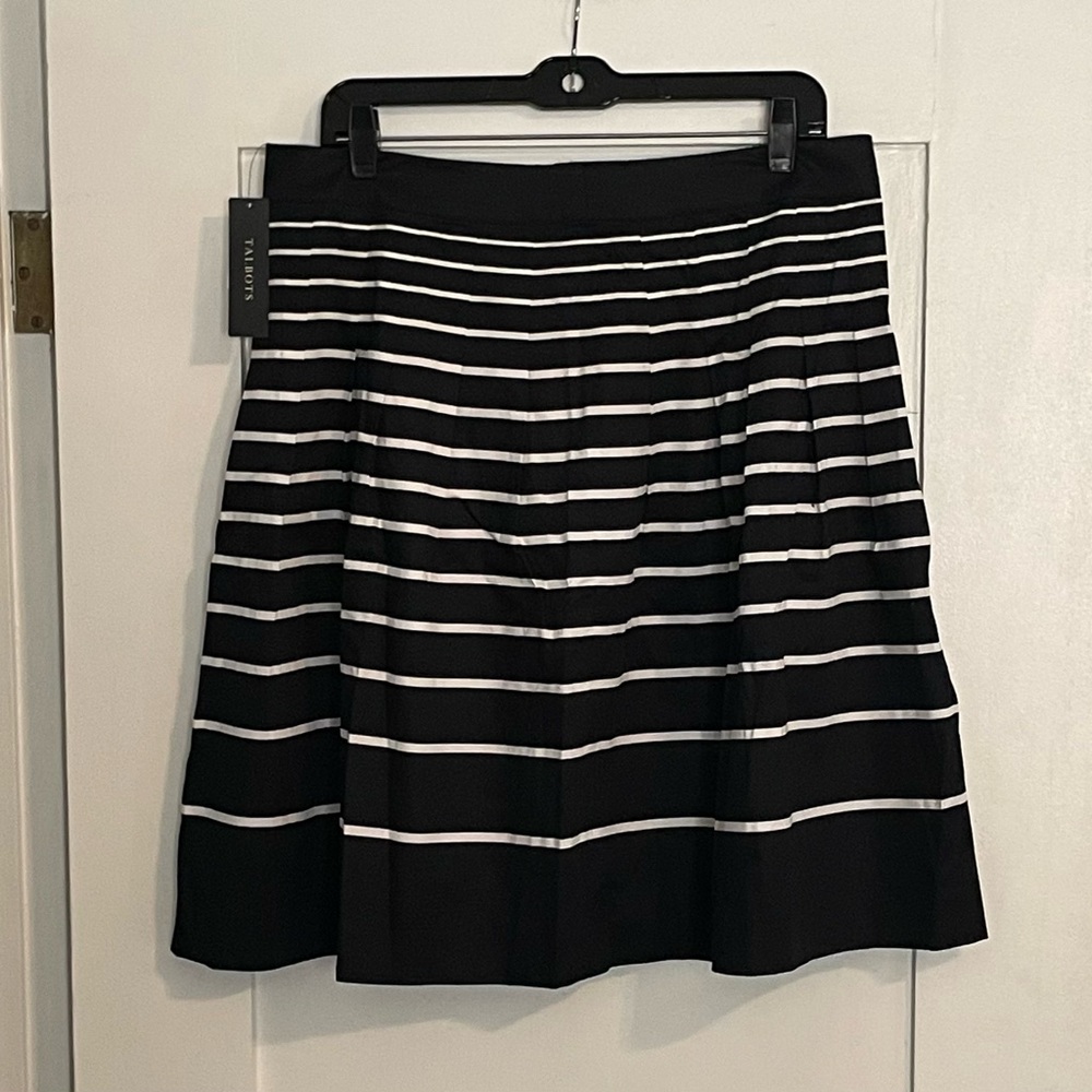 NWT TALBOTS BLACK WHITE STRIPED SKIRT